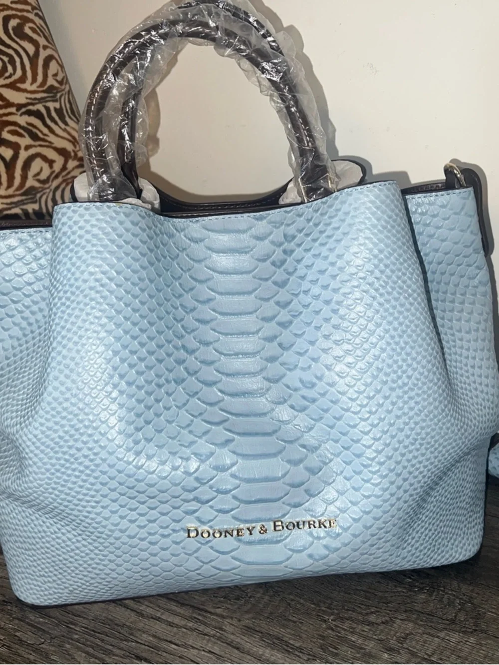 Dooney & Bourke Dusty Blue Textured Tote and Wallet Set - Picture 3 of 13